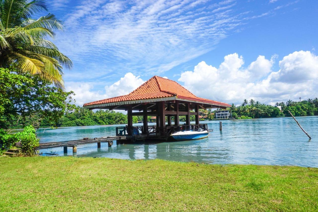 Club Bentota Hotel Bagian luar foto