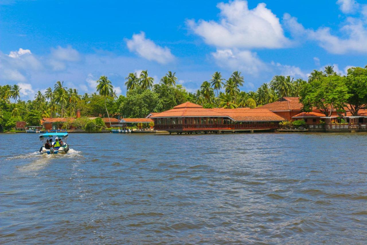 Club Bentota Hotel Bagian luar foto