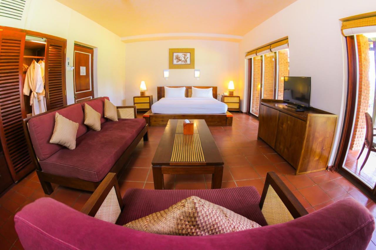 Club Bentota Hotel Bagian luar foto