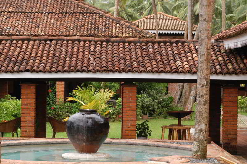 Club Bentota Hotel Bagian luar foto
