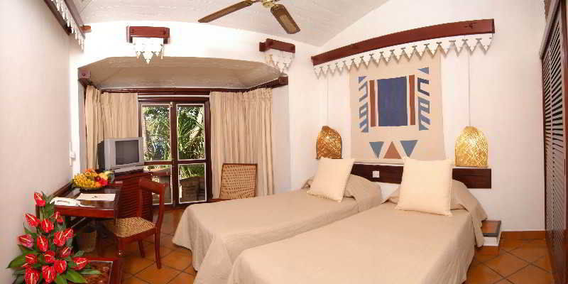 Club Bentota Hotel Bagian luar foto