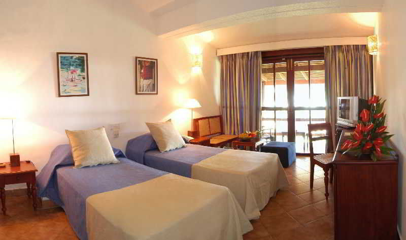 Club Bentota Hotel Bagian luar foto